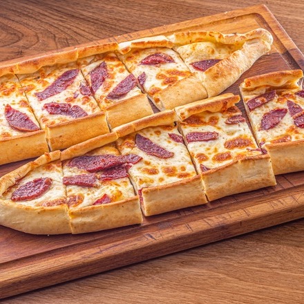Sucuk Pide